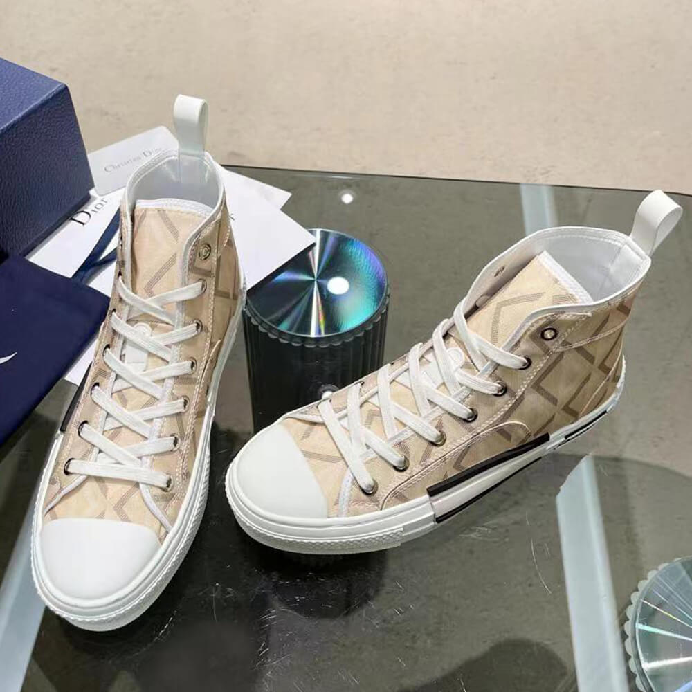 B23 HIGH-TOP SNEAKER